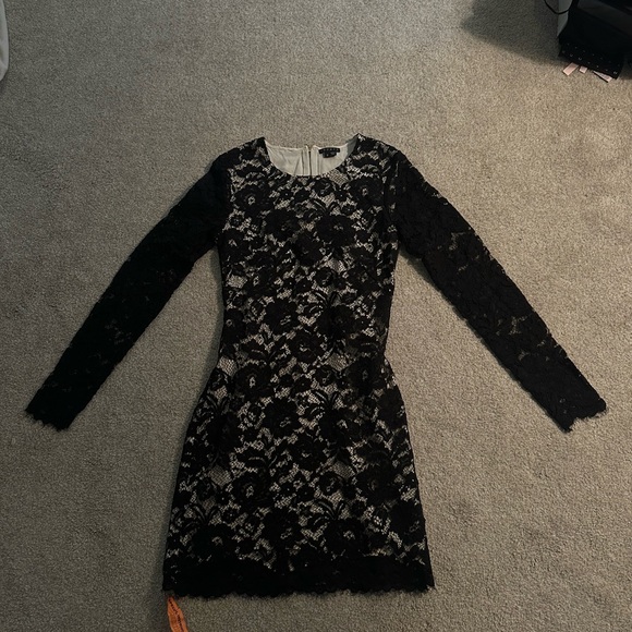 Theory! Elegant Beautiful Black lace theory dress dry cleaned!!! - Picture 3 of 9